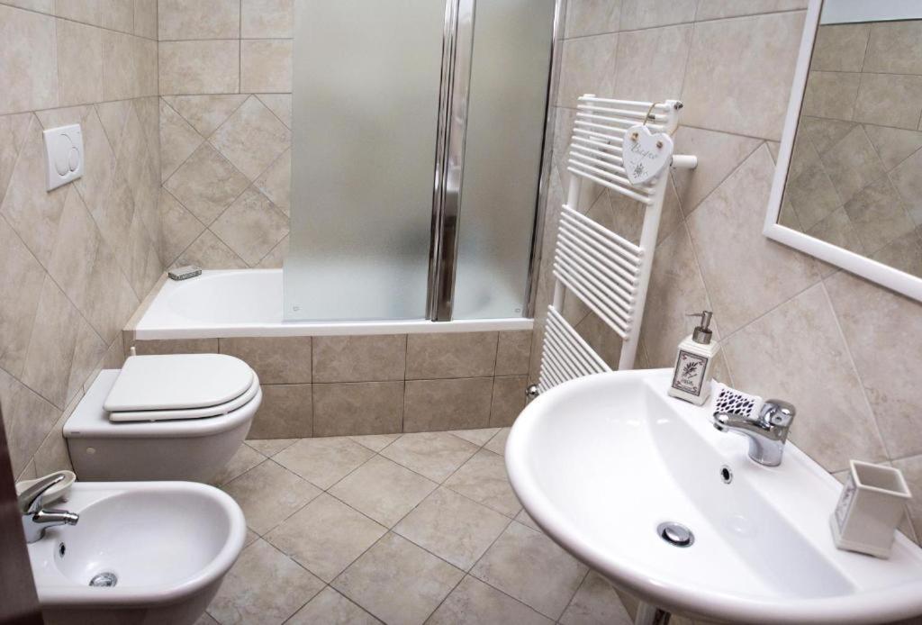 טאראנטו Castello Aragonese Suites מראה חיצוני תמונה