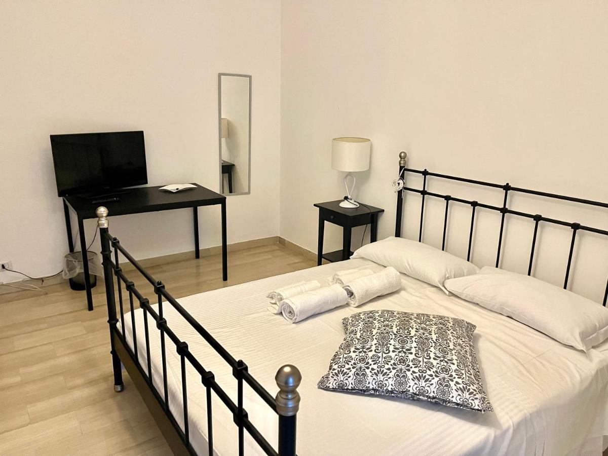 טאראנטו Castello Aragonese Suites מראה חיצוני תמונה